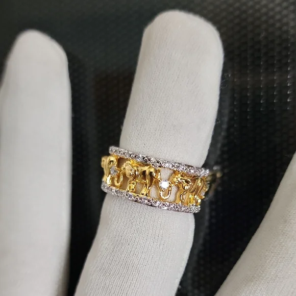 Elegant Gold and Silver Elephant Ring - Picture 7 of 16